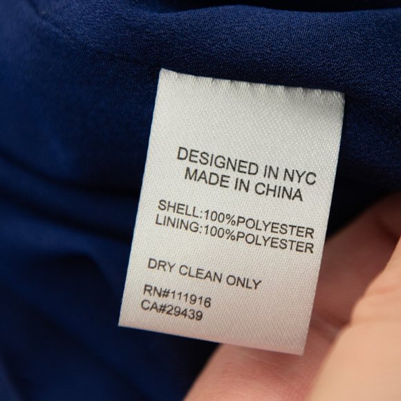 Yumi Kim Liz Floral Romper Tropical V-Neck Belted Vaca Blue Pink Yellow Size XS - Picture 5 of 9